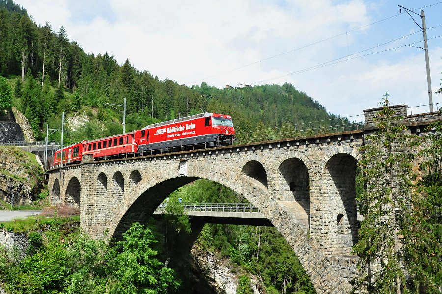 RhB Glacier Express, Allegra Triebwagen und andere (19)